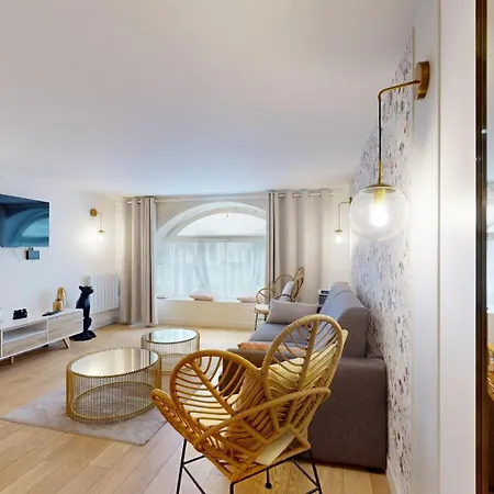 230 Mayfair - Superb In Appartamento *